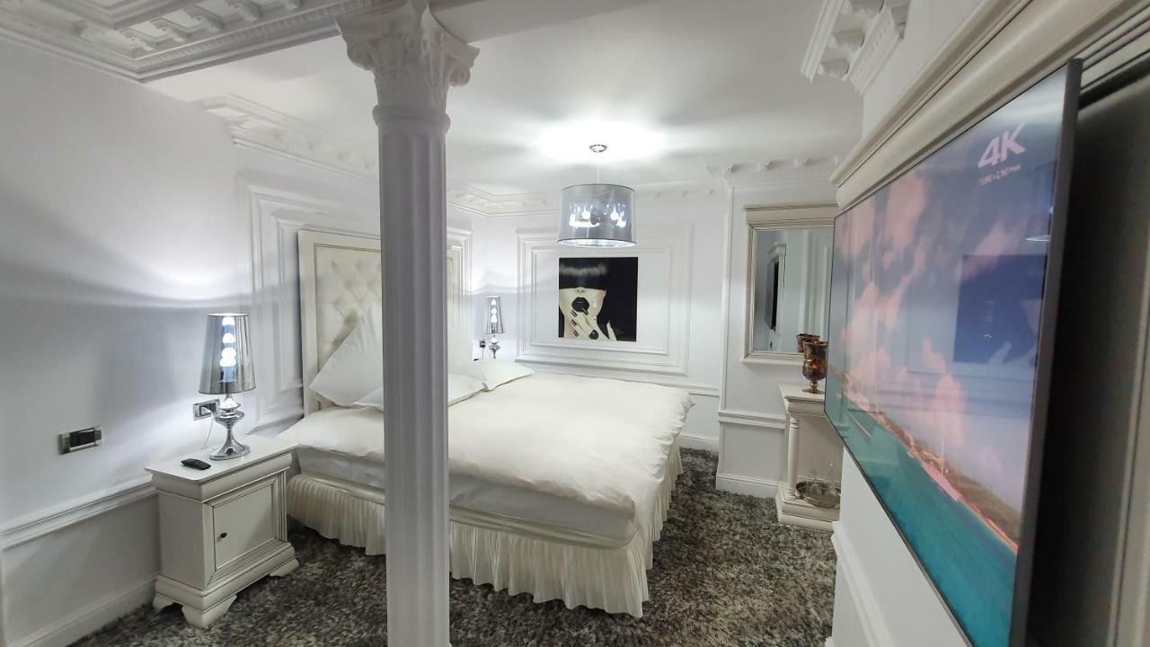 President Hotel Плоещ Екстериор снимка